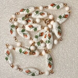 Vintage Milk Glass Beaded Necklace Hand Painted Red Rose Buds Gold Tone 28" READ